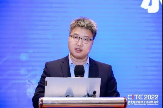 深圳市工業和信息化局副局長陳華平 深圳市工業和信息化局副局長陳華平